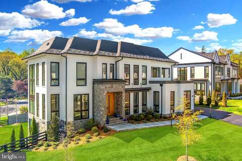 6501 HALLS FARM LANE, MCLEAN, VA 22101