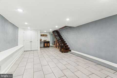 2945 W OXFORD STREET, PHILADELPHIA, PA 19121