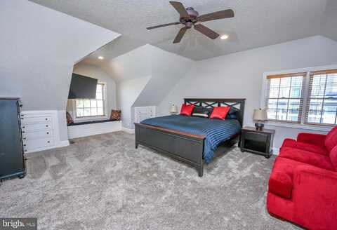 56 BEE TREE LANE, OAKLAND, MD 21550