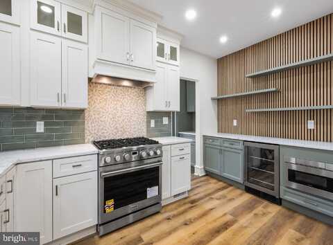 713 MAIN STREET, RIVERTON, NJ 08077
