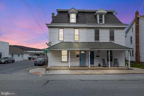 24 W HARRISBURG STREET, DILLSBURG, PA 17019