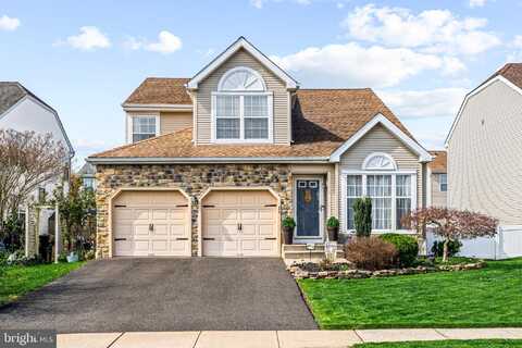16 DRYDEN DRIVE, BURLINGTON, NJ 08016
