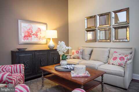 7 N CALVERT STREET, BALTIMORE, MD 21202