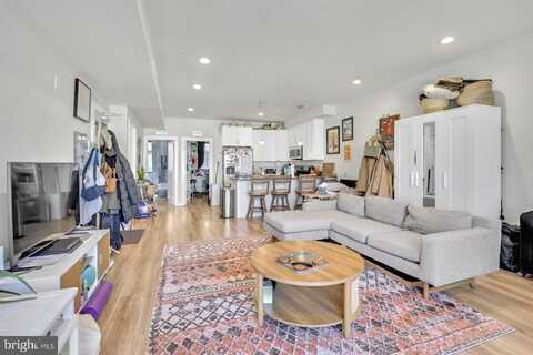 385 MARTIN STREET, PHILADELPHIA, PA 19128