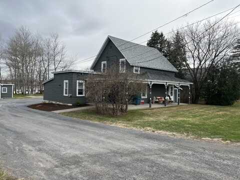 91 Pleasant Street, Peru, NY 12972