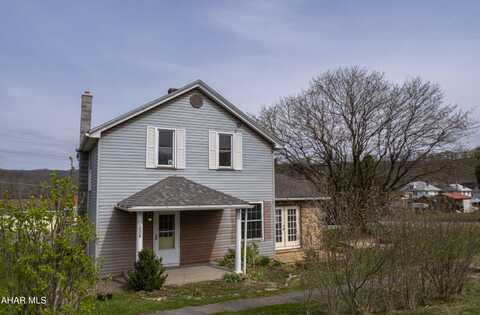 1006 Maple Street, Williamsburg, PA 16693