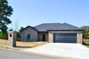 2801 N Louisville Avenue, Russellville, AR 72802