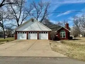 312 State Street, Dardanelle, AR 72834