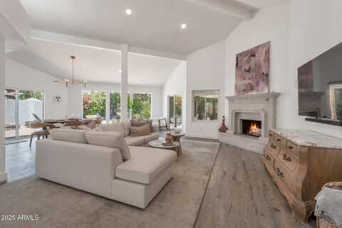 8719 E SAN MARINO Drive, Scottsdale, AZ 85258