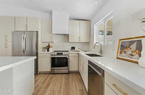 6351 E WALTANN Lane, Scottsdale, AZ 85254