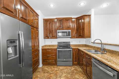6710 E UNIVERSITY Drive, Mesa, AZ 85205