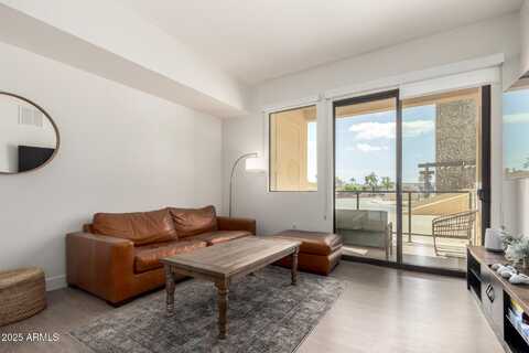 7300 E EARLL Drive, Scottsdale, AZ 85251