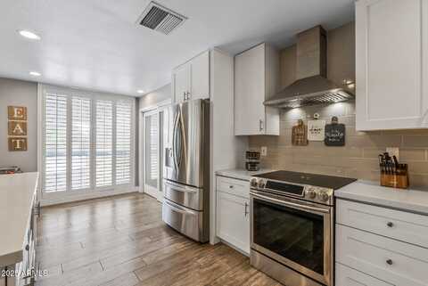 8726 E Devonshire Ave Avenue, Scottsdale, AZ 85251
