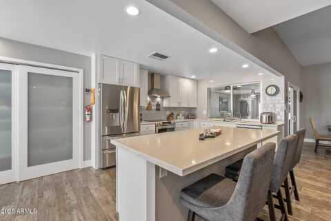 8726 E Devonshire Ave Avenue, Scottsdale, AZ 85251