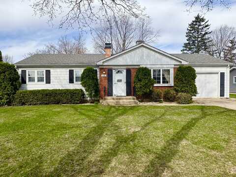 628 Devonshire Lane, Crystal Lake, IL 60014