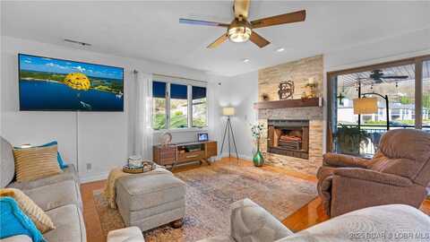 1394 Pelham Parkway unit: A, Osage Beach, MO 65065