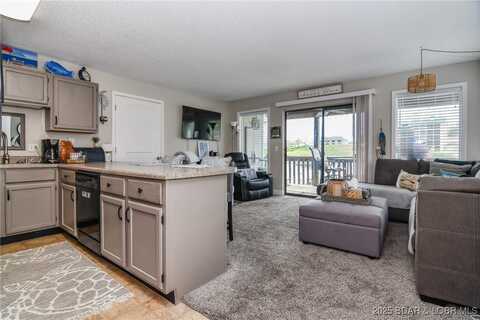 45 Southwood Shores Place, Lake Ozark, MO 65049