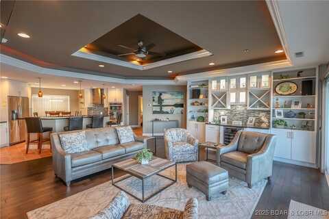 118 Falls Point Drive, Lake Ozark, MO 65049
