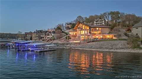 1145 Beacon Pointe Circle, Lake Ozark, MO 65049