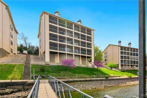 309 Bristol Bay Drive, Lake Ozark, MO 65049