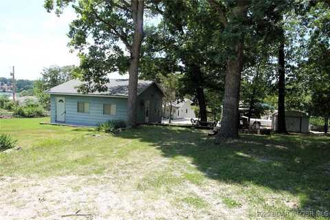 208 Green Bay Terrace, Sunrise Beach, MO 65079