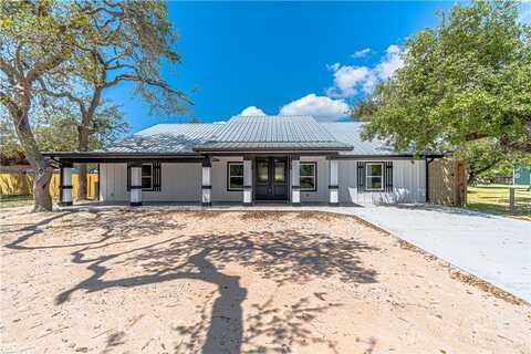 47 Mockingbird Lane, Rockport, TX 78382