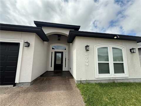 6709 Paddington Drive, Corpus Christi, TX 78414