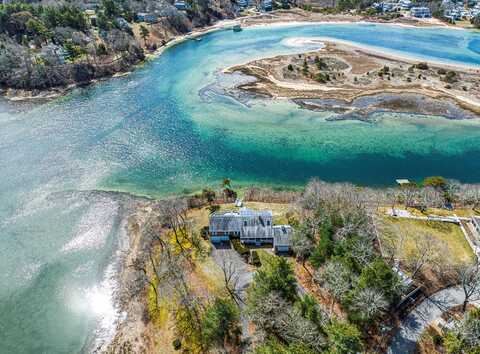 31 Baxendale Road, Cataumet, MA 02534