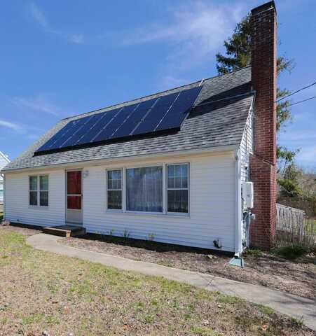 885 Sandwich Road, Hatchville, MA 02536