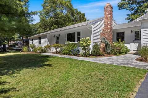 18 Buchanan Road, West Yarmouth, MA 02673