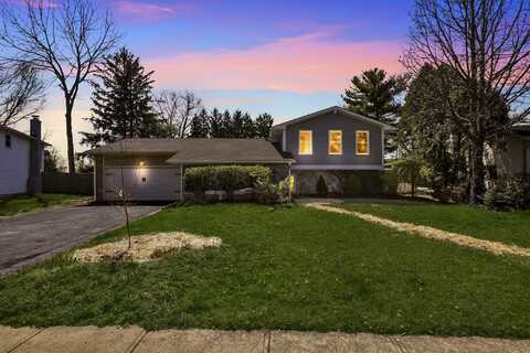 5005 New Haven Drive, Columbus, OH 43220