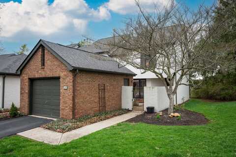 6669 Willow Grove Place E, Dublin, OH 43017