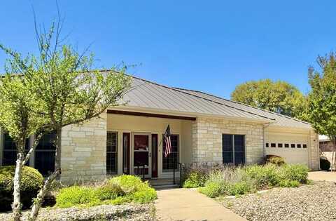 802 Avenue C, Fredericksburg, TX 78624
