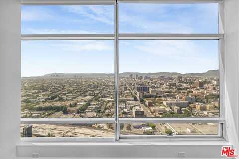 900 W Olympic Blvd, Los Angeles, CA 90015