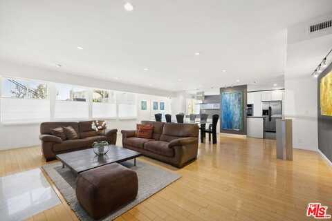 11912 Gorham Ave, Los Angeles, CA 90049