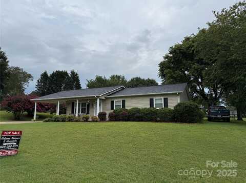 188 East Fork Drive, Ellenboro, NC 28043