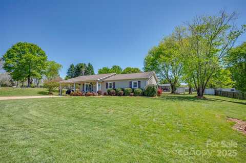 188 EAST FORK Drive, Ellenboro, NC 28043