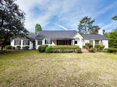 559 N Washington Street, Rutherfordton, NC 28139