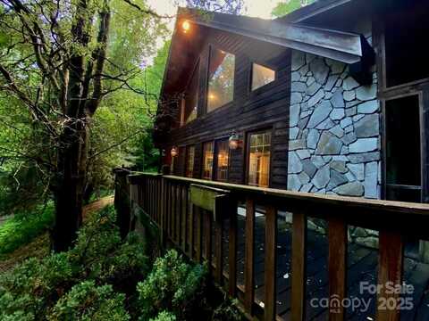 2153 Lentini Drive, Waynesville, NC 28785