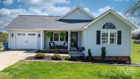 4808 Thoreau Drive, Conover, NC 28613