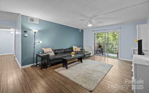 4754 Hedgemore Drive, Charlotte, NC 28209