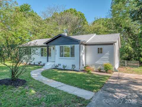2717 Springway Drive, Charlotte, NC 28205