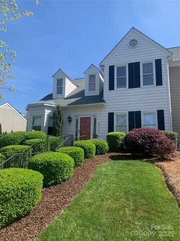 2516 Middlebridge Lane, Charlotte, NC 28270