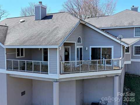 374 Skylark Lane, Waynesville, NC 28786