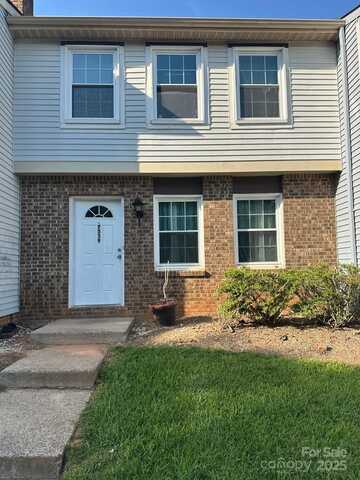 7539 Holly Grove Court, Charlotte, NC 28227