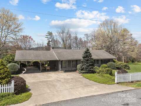 457 Overlook Drive, Spruce Pine, NC 28777