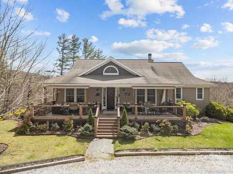 92 Branch Road, Spruce Pine, NC 28777