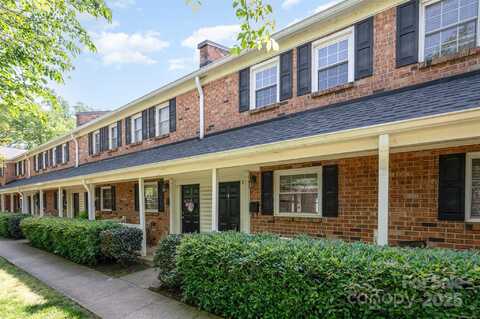 1218 Green Oaks Lane, Charlotte, NC 28205
