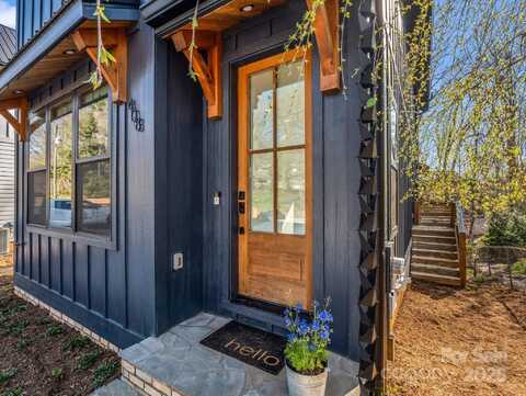 408 S Oconeechee Avenue, Black Mountain, NC 28711