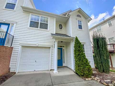 6525 Soapstone Drive, Charlotte, NC 28269